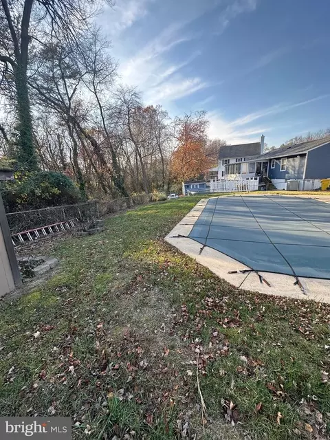 1121 Holmespun Dr, Pasadena, MD 21122 photo 23