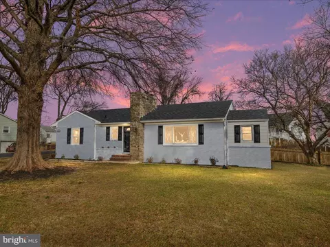 8231 Fort Smallwood, Clearwater Beach, MD 21226