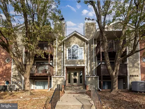 206 Water Fountain Ct #301, Glen Burnie, MD 21060