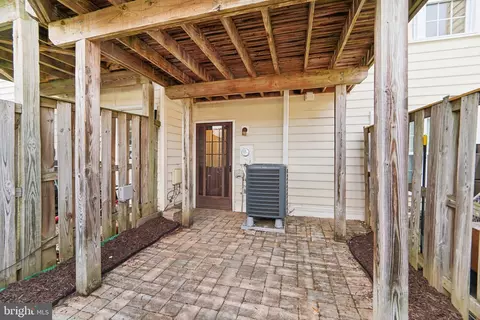 1677 Ridgely Ct, Crofton, MD 21114 photo 29