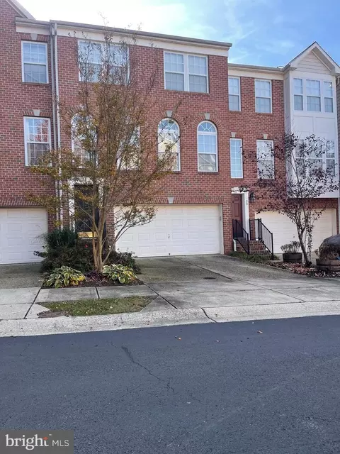 31 Torran Ct, Edgewater, MD 21037