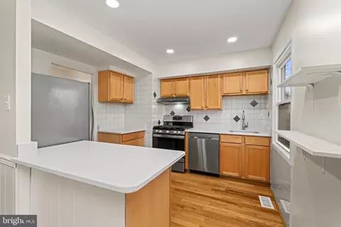 Kitchen - 1703 Walleye Dr, Crofton, MD 21114 photo 2 of 5