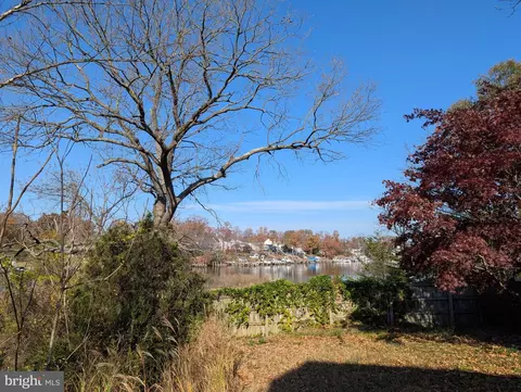 792 Powhatan Beach Rd, Pasadena, MD 21122 photo 44