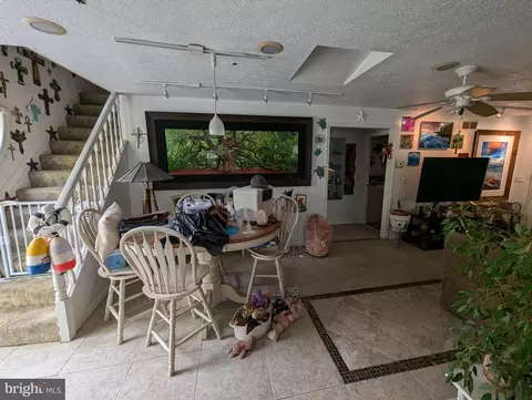 792 Powhatan Beach Rd, Pasadena, MD 21122 photo 15