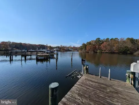 792 Powhatan Beach Rd, Pasadena, MD 21122 photo 48