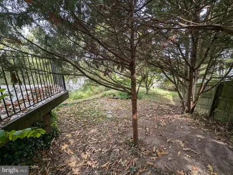 792 Powhatan Beach Rd, Pasadena, MD 21122 photo 35