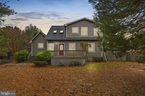1619 Old Bay Ln, Severn, MD 21144
