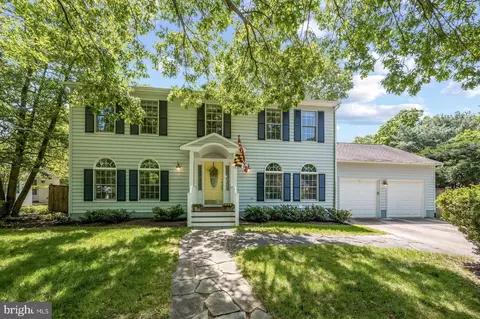 1307 Lloyd Ct, Annapolis, MD 21401