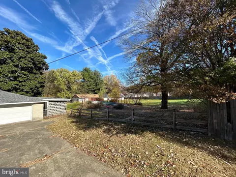 7845 June Dr, Pasadena, MD 21122 photo 11