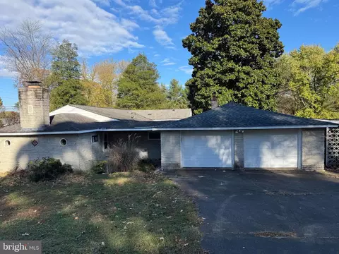 7845 June Dr, Pasadena, MD 21122 photo 3