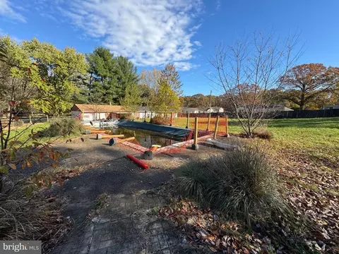 7845 June Dr, Pasadena, MD 21122 photo 6