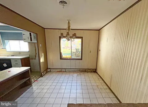 7845 June Dr, Pasadena, MD 21122 photo 17