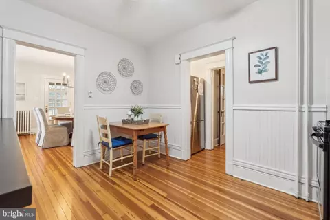 Entry Way - 1411 West St, Annapolis, MD 21401 photo 4 of 6