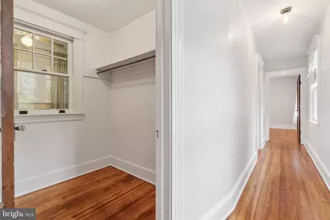 Entry Way - 1411 West St, Annapolis, MD 21401 photo 6 of 6