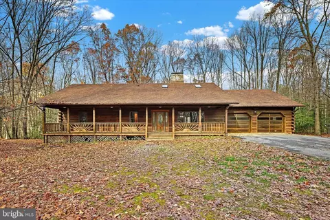 1116 Indian Landing Rd, Millersville, MD 21108