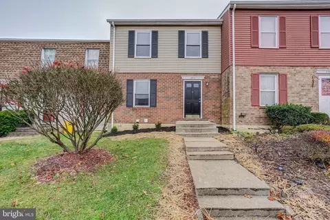 1811 Falcon Ct, Severn, MD 21144