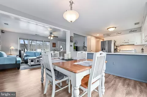 2403 229th St, Pasadena, MD 21122 photo 10