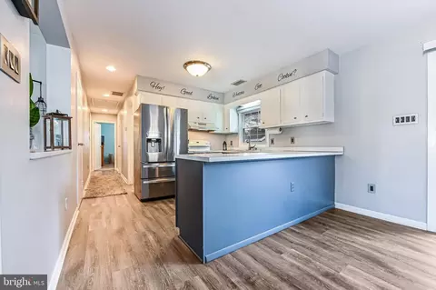 2403 229th St, Pasadena, MD 21122 photo 7
