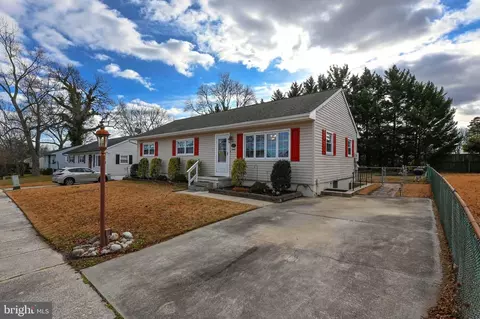 2403 229th St, Pasadena, MD 21122 photo 3