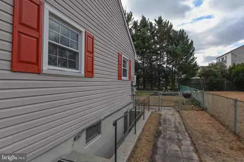2403 229th St, Pasadena, MD 21122 photo 34