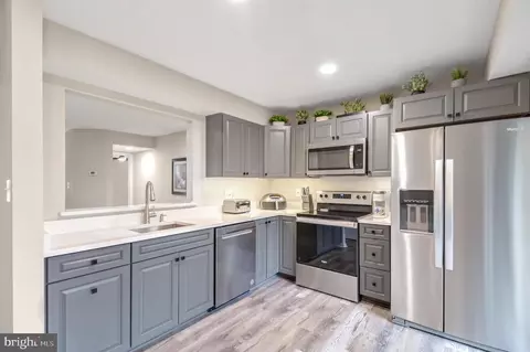 2106 Chesapeake Harbour Dr #T1, Annapolis, MD 21403