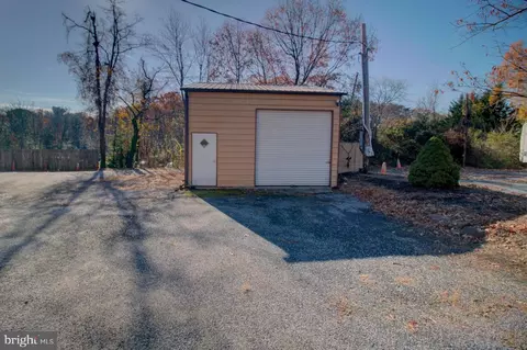 1204 Kendricks Ln, Severn, MD 21144 photo 28