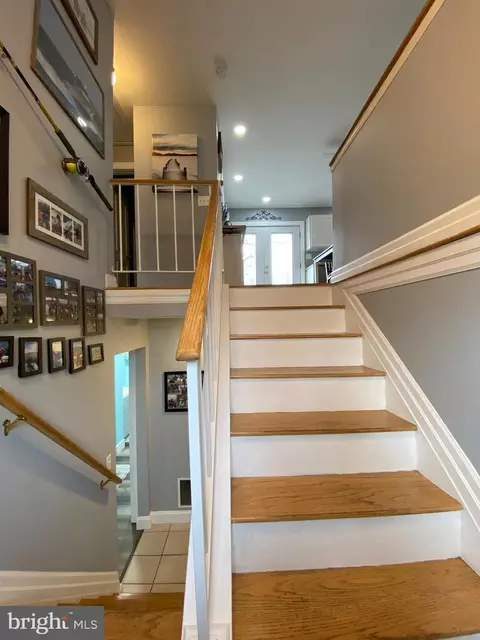 296 Creek Blvd, Pasadena, MD 21122 photo 4