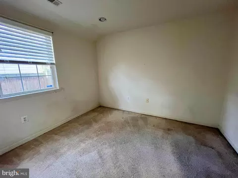 675 204th St, Pasadena, MD 21122 photo 9