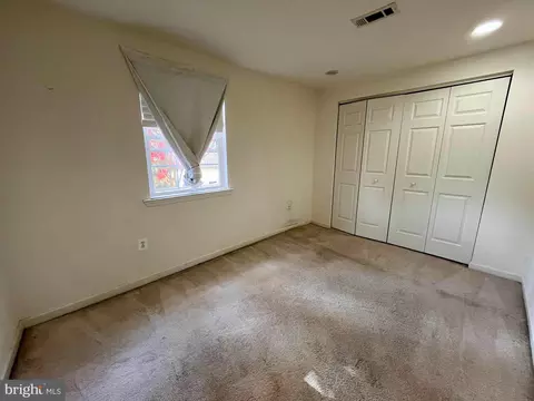 675 204th St, Pasadena, MD 21122 photo 10