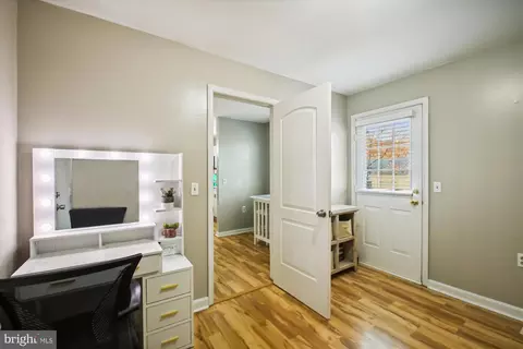7908 Kings Bench Pl, Pasadena, MD 21122 photo 15