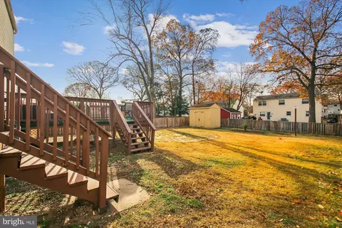 7908 Kings Bench Pl, Pasadena, MD 21122 photo 5