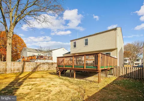 7908 Kings Bench Pl, Pasadena, MD 21122 photo 4