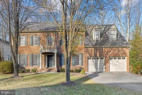 201 Fritillary Ct, Edgewater, MD 21037