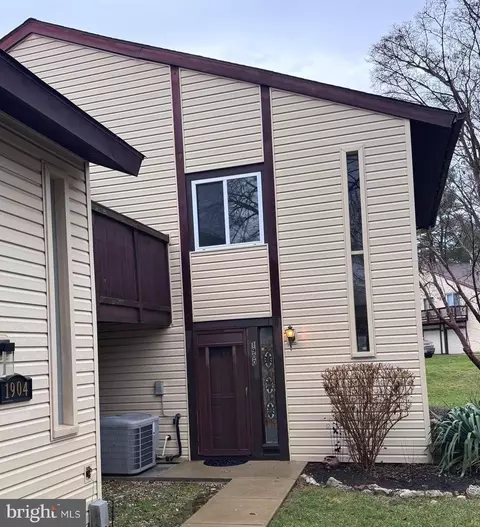 1900 Ardenwood Ter, Crofton, MD 21114
