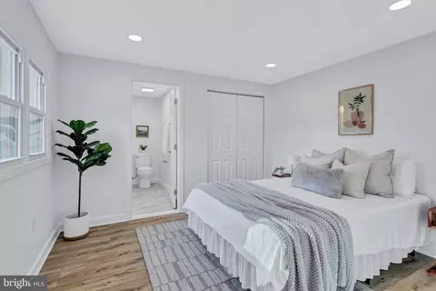 1110 Virginia Ave, Pasadena, MD 21122 photo 11