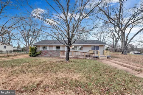 1110 Virginia Ave, Pasadena, MD 21122