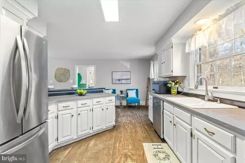 1122 Bradley Rd, Pasadena, MD 21122 photo 15