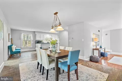 1122 Bradley Rd, Pasadena, MD 21122 photo 11