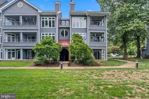 1132 Lake Heron Dr #3B, Annapolis, MD 21403