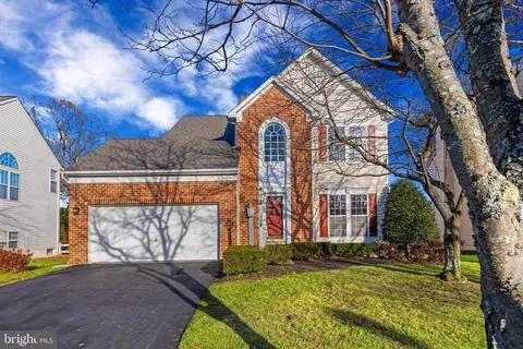 8148 Bell Tower Xing, Pasadena, MD 21122