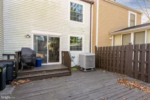 Exterior - 3618 Dorshire Ct, Pasadena, MD 21122 photo 4 of 4