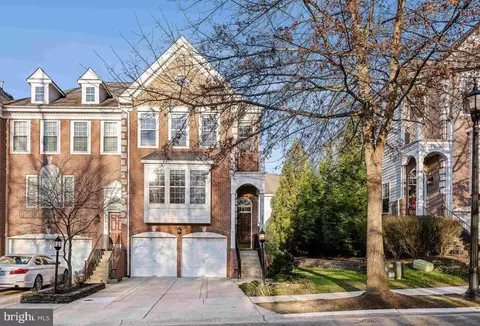 237 Galewood Dr, Edgewater, MD 21037