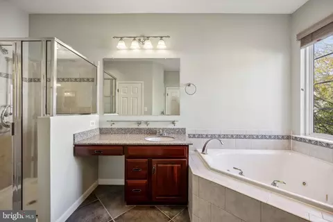 Bath - 237 Galewood Dr, Edgewater, MD 21037 photo 2 of 6