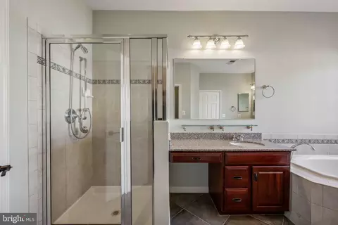 Bath - 237 Galewood Dr, Edgewater, MD 21037 photo 4 of 6