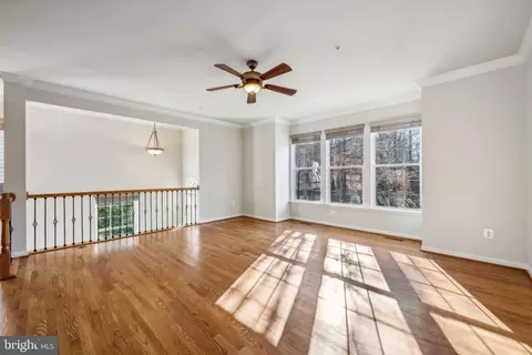 Living - 237 Galewood Dr, Edgewater, MD 21037 photo 4 of 9