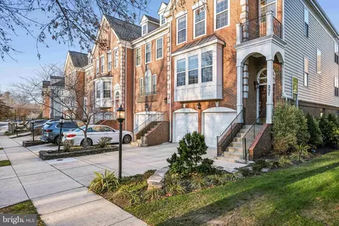 Exterior - 237 Galewood Dr, Edgewater, MD 21037 photo 2 of 6