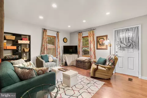 8173 Lea Rd, Pasadena, MD 21122 photo 13