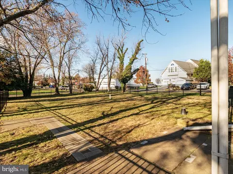 Exterior - 2183 Lake Dr, Pasadena, MD 21122 photo 13 of 14