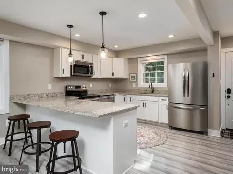 Kitchen - 2183 Lake Dr, Pasadena, MD 21122 photo 1 of 3