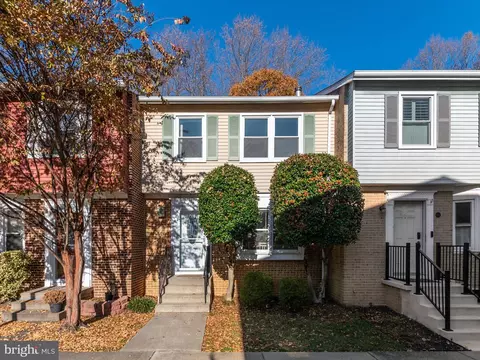 412 Colonial Ridge Ln, Arnold, MD 21012